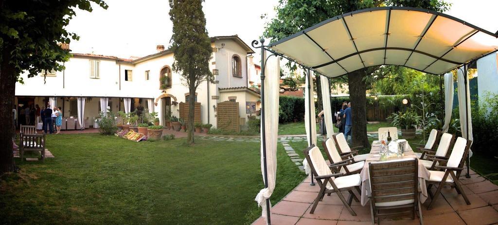Hotel La Bussola Da Gino Quarrata Exteriér fotografie